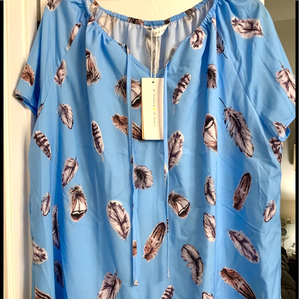 NWT Blue black feathers tunic top XL